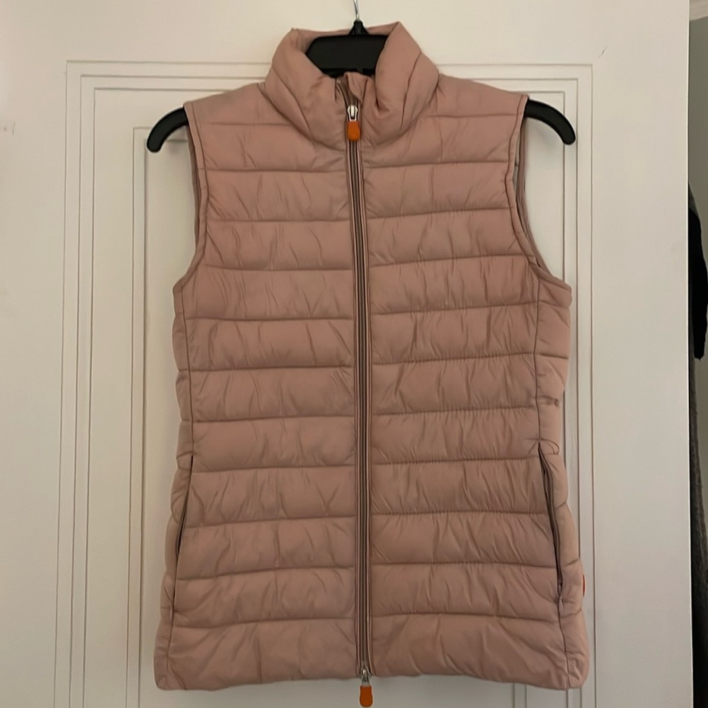 Save the Duck puffer vest.